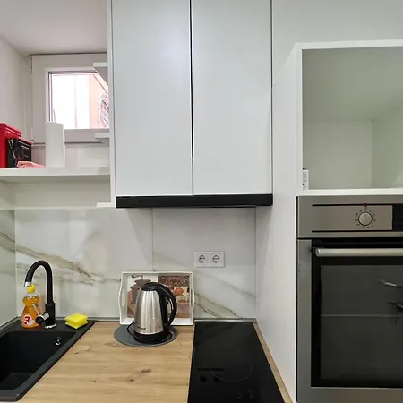 شقة Superior Studio With Balcony - City Center