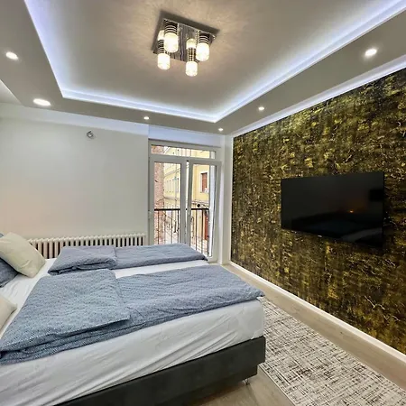 Superior Studio With Balcony - City Center سراييفو